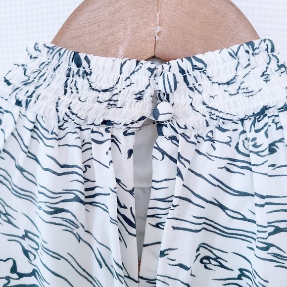 Elizabeth and James Ivory/Navy Silk Wind Carlita Halter-Neck Mini Dress Size 0 - Picture 5 of 9